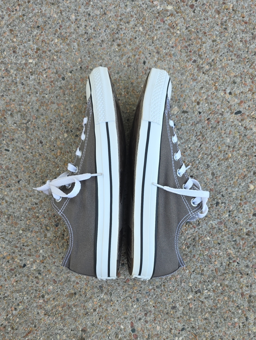 Converse Chuck Taylor All Star Low Top Canvas Sneakers Size 10 - Picture 6 of 10